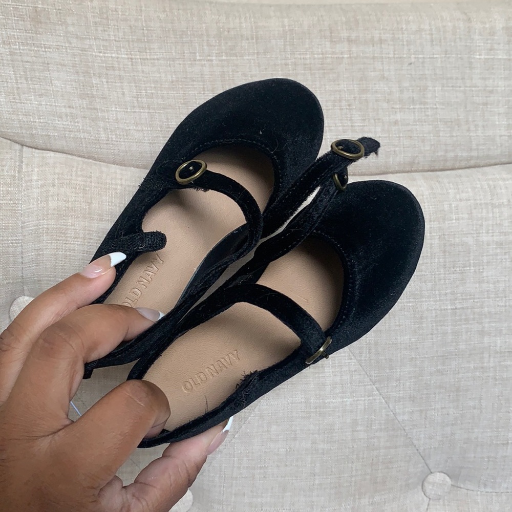 Never been wore girls dress shoes